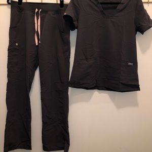 Figs Kade Cargo Scrub Pant in Dark Grey